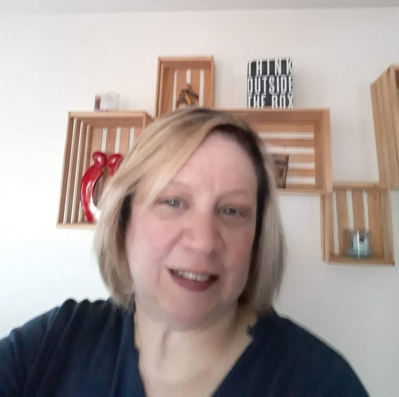 Meet your Posher, Kathleen - Picture 1 of 1